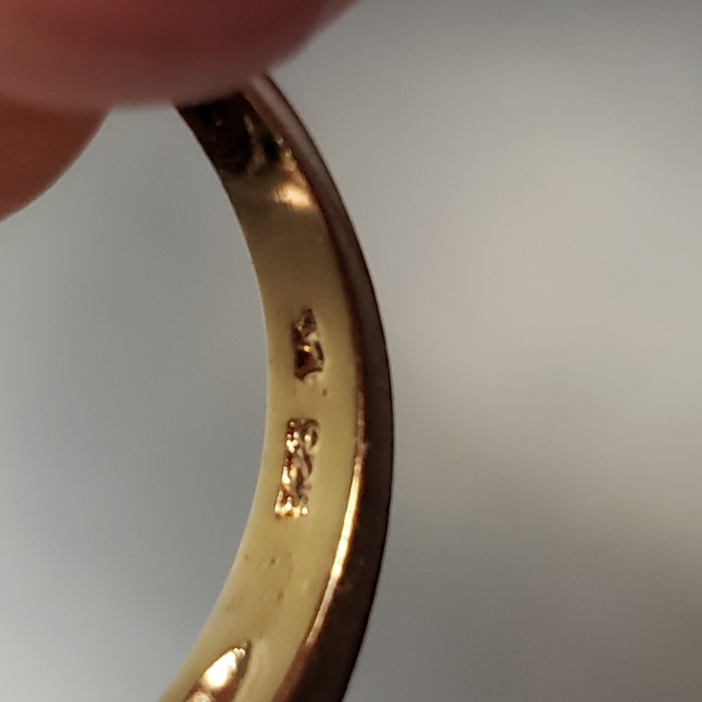Stunning ring - Picture 8 of 9